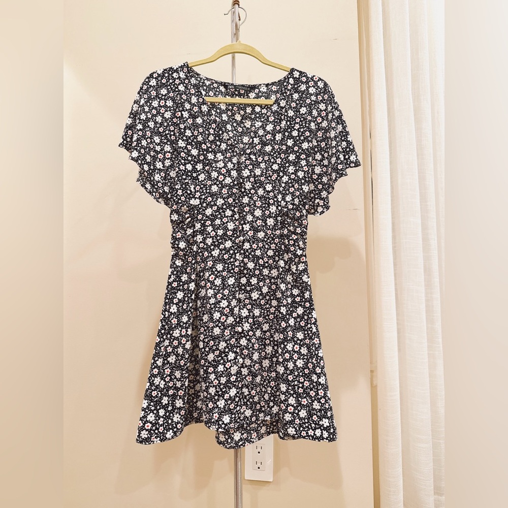 Zara V neck floral mini dress